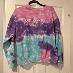 Ariana Grande 2018 crew neck sweater